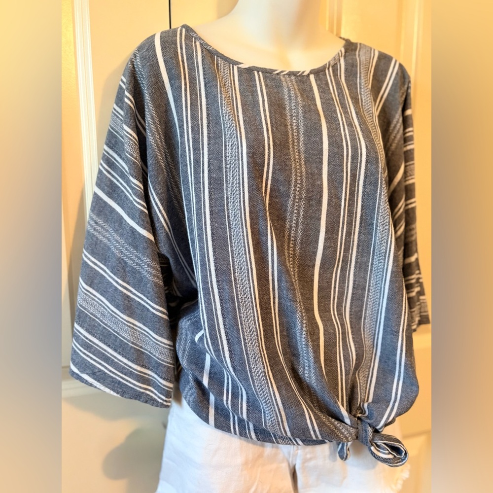Time and Tru Navy Striped Women's Blouse, size XXL - Picture 2 of 5